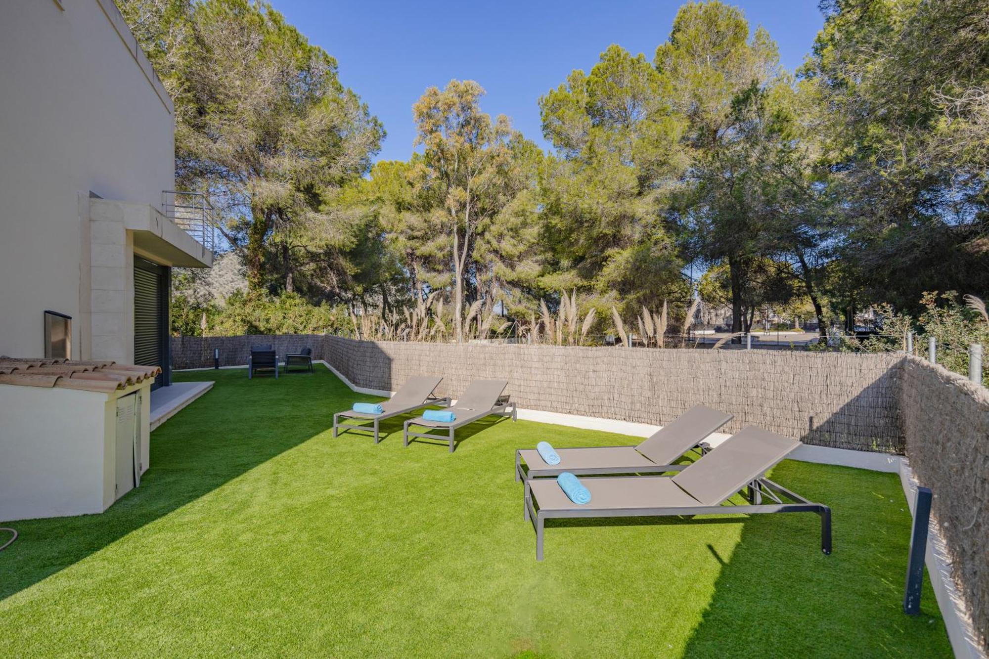 Villa Pam Beach House Playa De Muro - 200M To Beach With Hot Tub Alcudia  Exterior photo